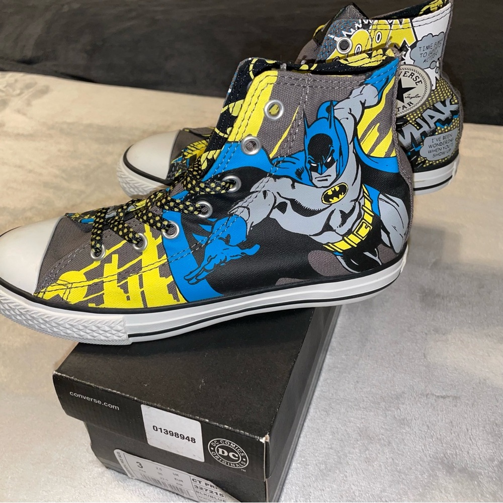 RARE LIKENEW Vintage Converse Batman High-Tops chuck taylors 2012 OFFERS WELCOME
